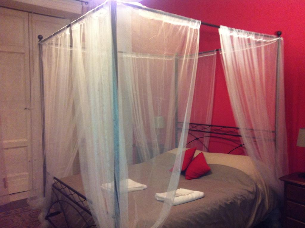 Aida Bed & Breakfast Catania Bagian luar foto