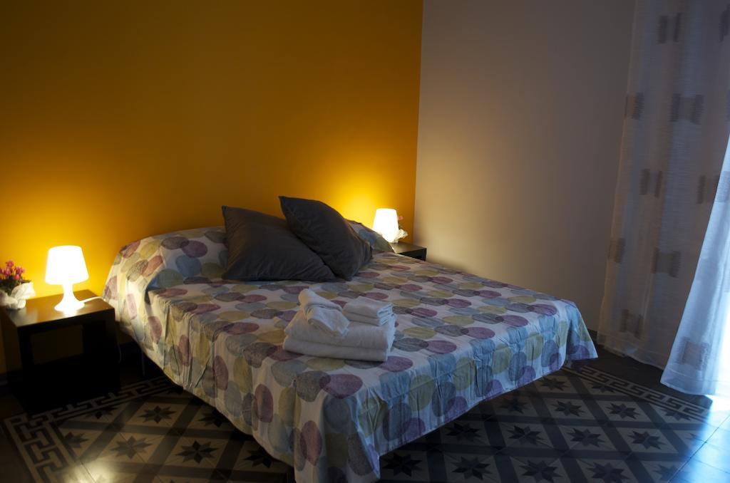 Aida Bed & Breakfast Catania Bagian luar foto